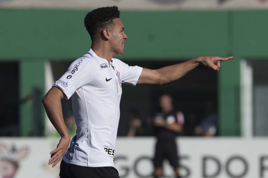 Marquinhos Gabriel anotou o nico gol do Corinthians no jogo contra a Chapecoense