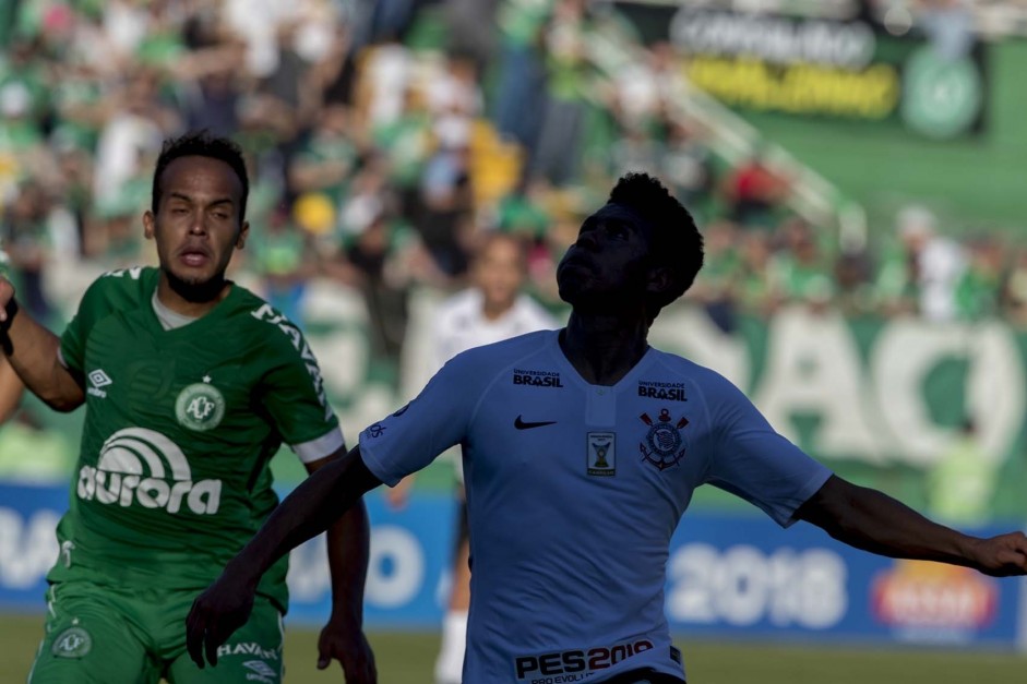 Marquinhos Gabriel fez o gol do Corinthians no jogo contra a Chapecoense, na Arena Cond