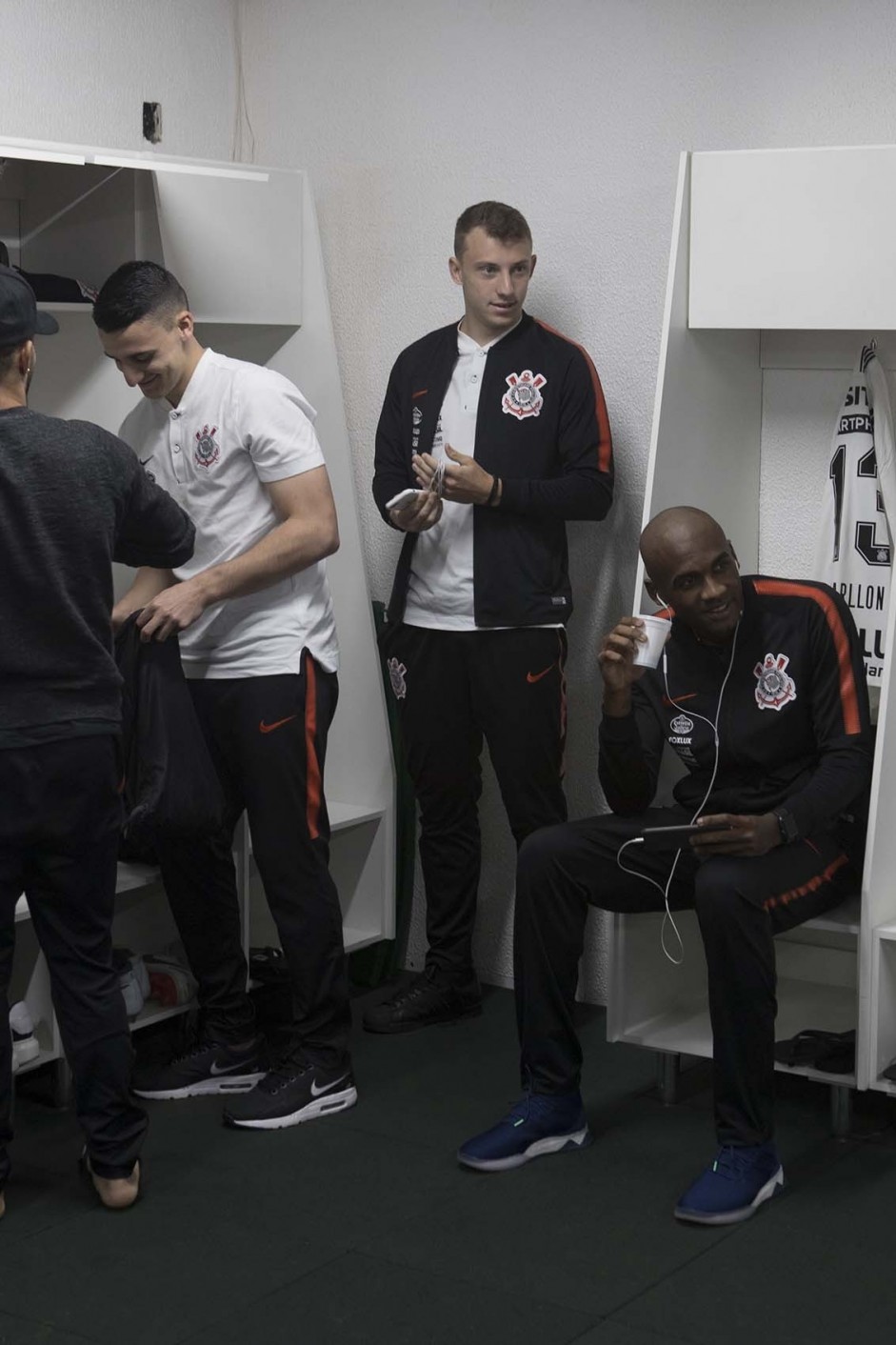 Jogadores na Arena Condá antes do duelo contra a Chapecoense, pelo Brasileirão