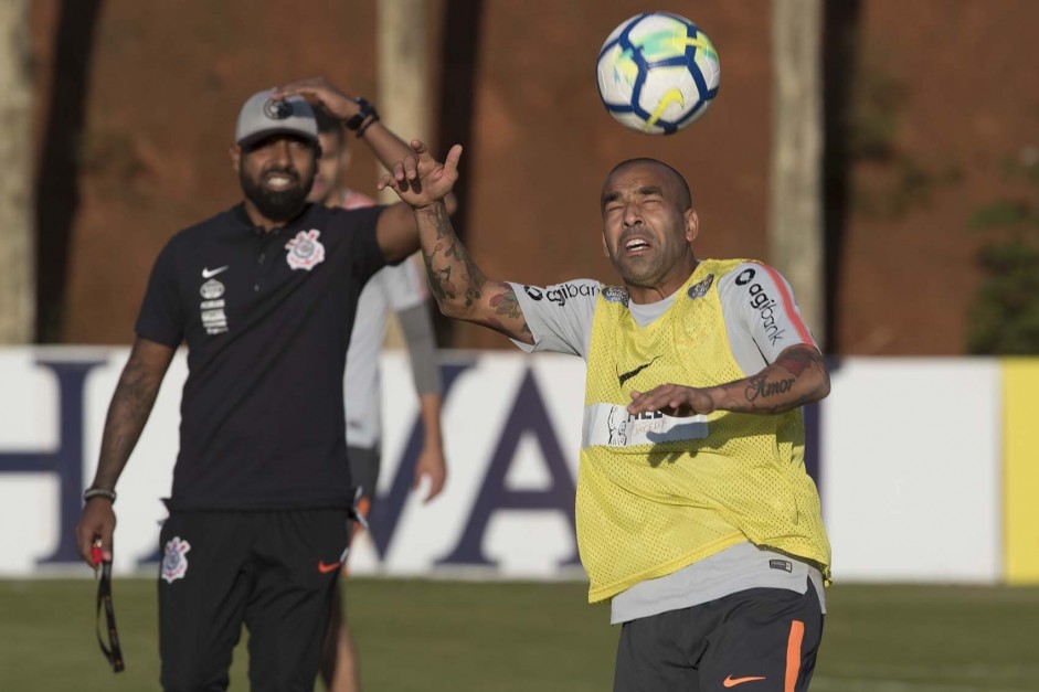 Emerson Sheik treinando pela última vez em Chapecó