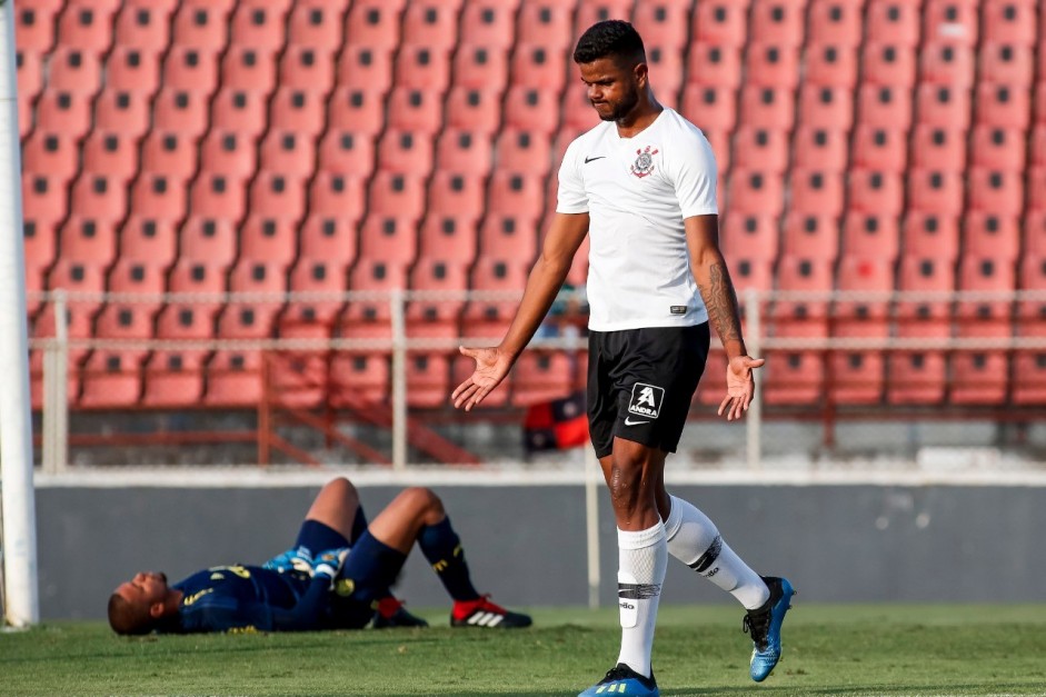 Nathan marcou mais uma vez contra o Palmeiras, pelo Brasileiro Sub-20