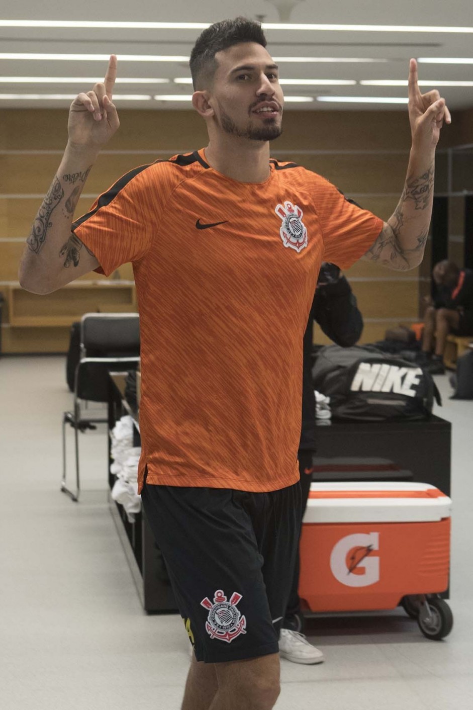 Pedro Henrique no vestiário antes do jogo contra o Grêmio, na Arena Corinthians