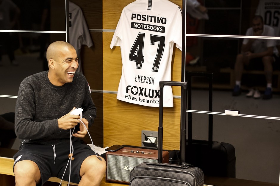 Sheik promoverá pelada beneficente de despedida do Timão na Arena Sheik promoverá pelada beneficente de despedida do Timão na Arena