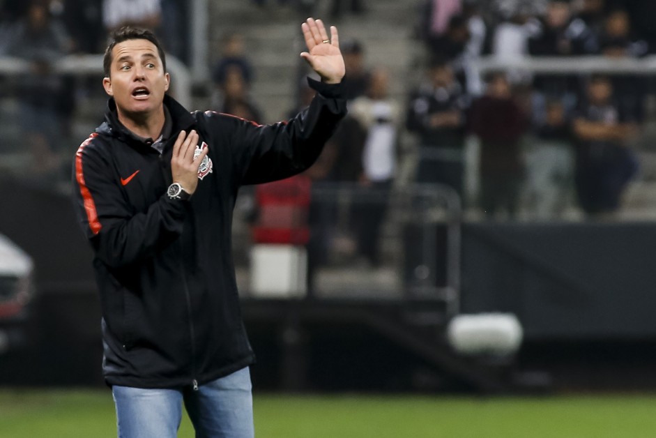 Osmar Loss comandou a equipe na vitória contra a Paraná