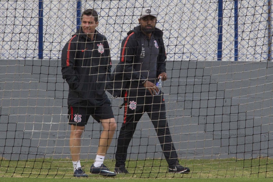 Osmar Loss deixou o comando do Corinthians na noite desta quarta-feira