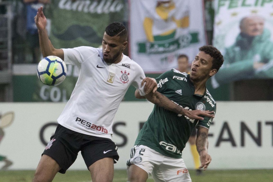 Jonathas entrou na partida contra o Palmeiras