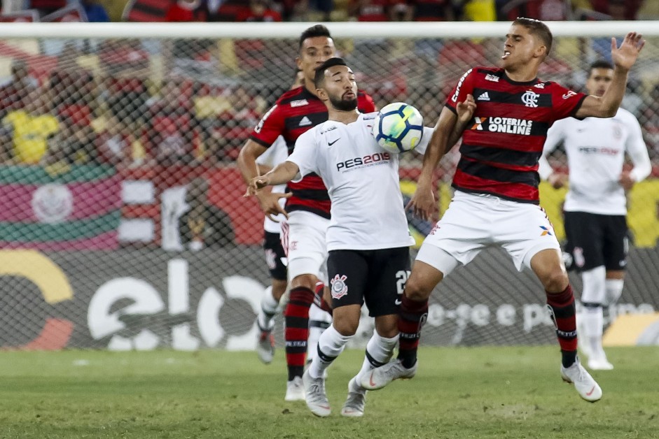 Clayson foi titula contra o Flamengo, no Maracanã, pela Copa do Brasil