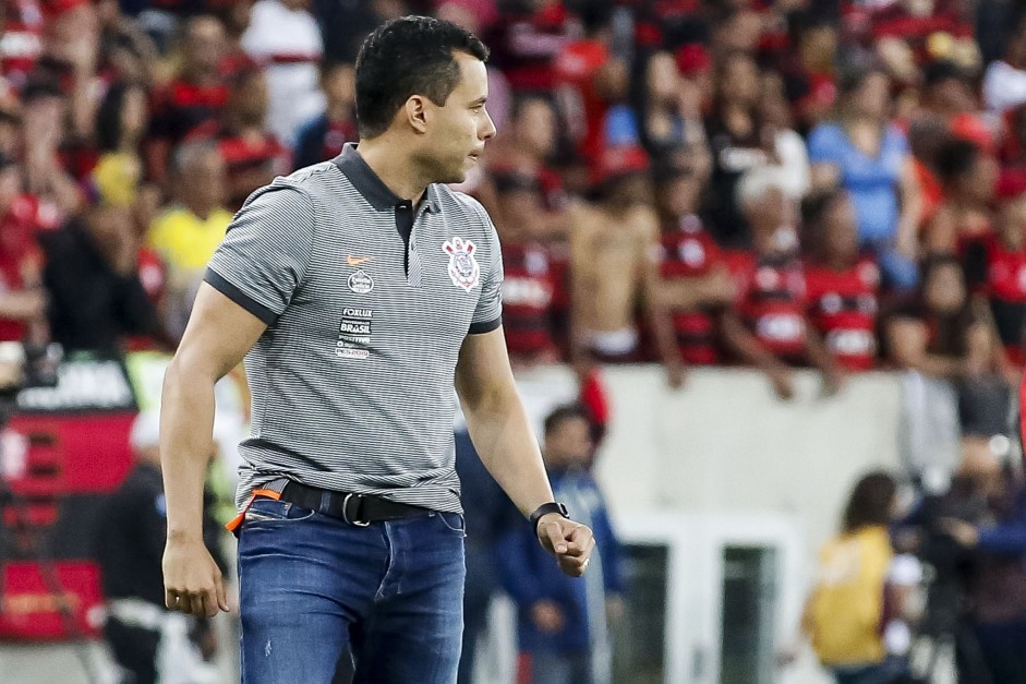 Jair Ventura conseguiu sair se levar gols do duelo contra o Flamengo, no Maracanã