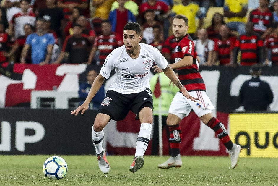 O volante Gabriel durante jogo contra o Flamengo, pela Copa do Brasil, no Maracanã