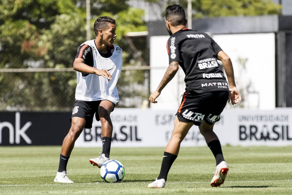 A jovem promessa, Pedrinho, no treino de hoje no CT