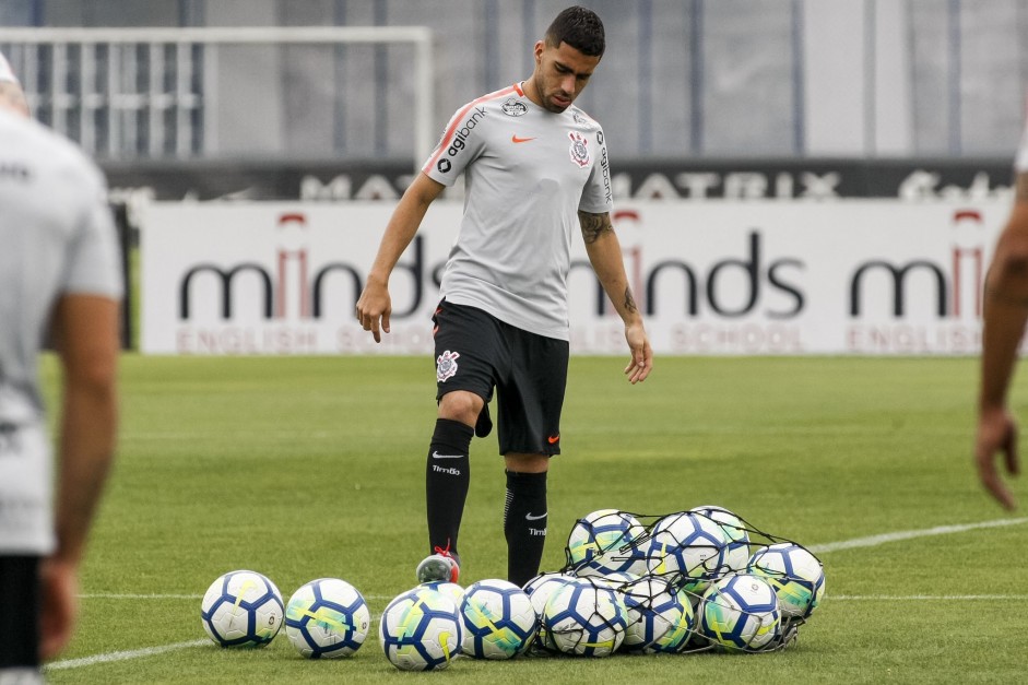 Corinthians se prepara para encarar o Internacional no domingo, pelo Brasileirão