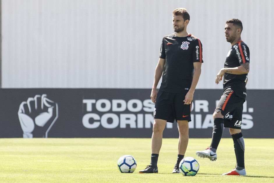 Henrique e Gabriel no ltimo treino antes do duelo contra o Internacional