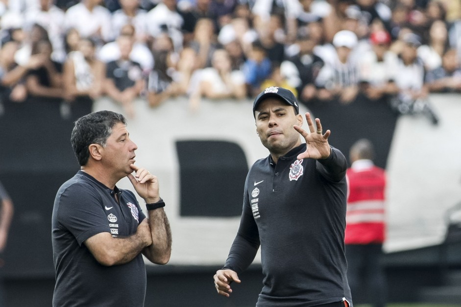 Treinador Jair Ventura comandou treino aberto na Arena Corinthians, nesta tera-feira