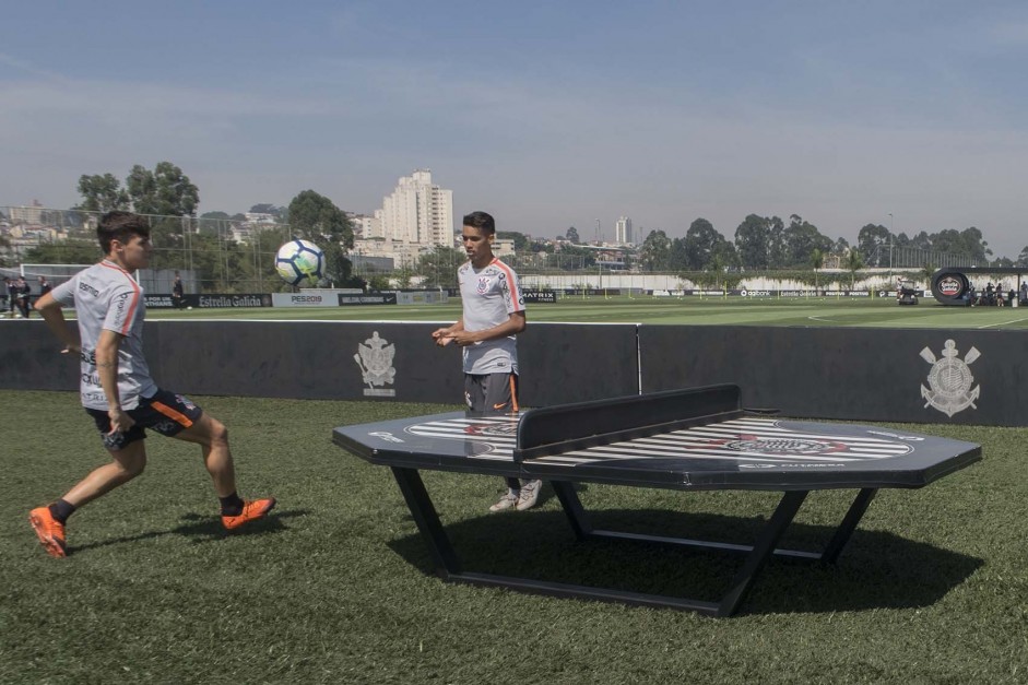 Vital e Pedrinho treinam nesta terça-feira no CT