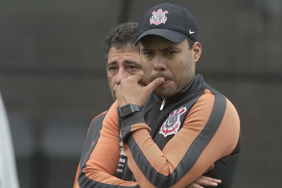 Jair Ventura tem apenas 30% de aproveitamento no Corinthians