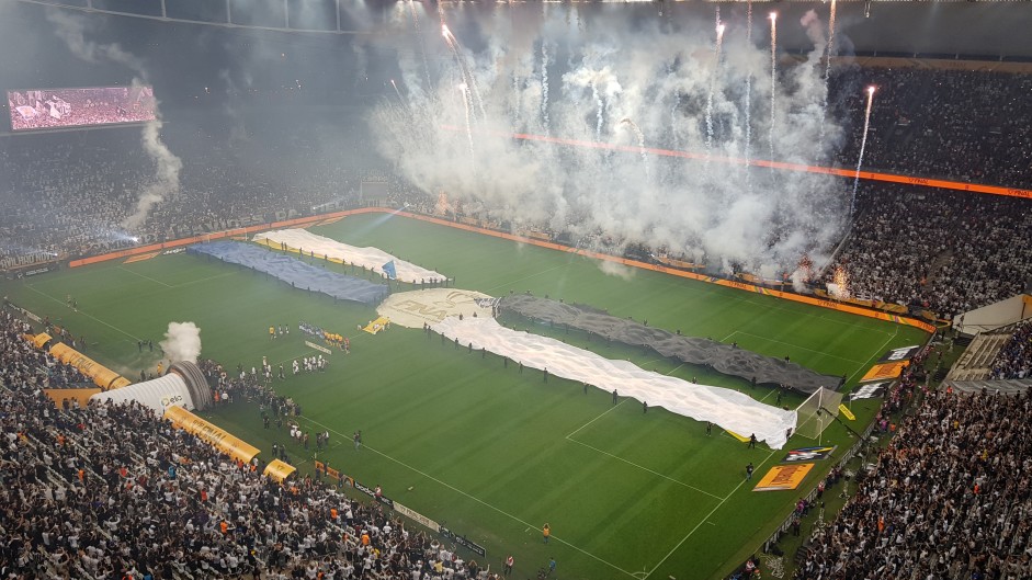 Torcida do Corinthians lotou Arena para finalssima da Copa do Brasil