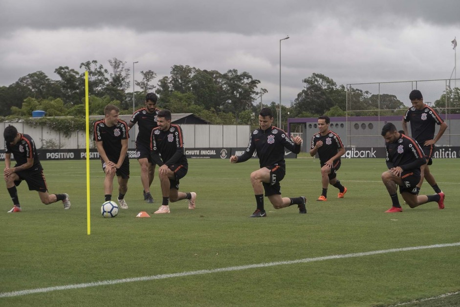 Corinthians faz treinamento com foco no final de semana