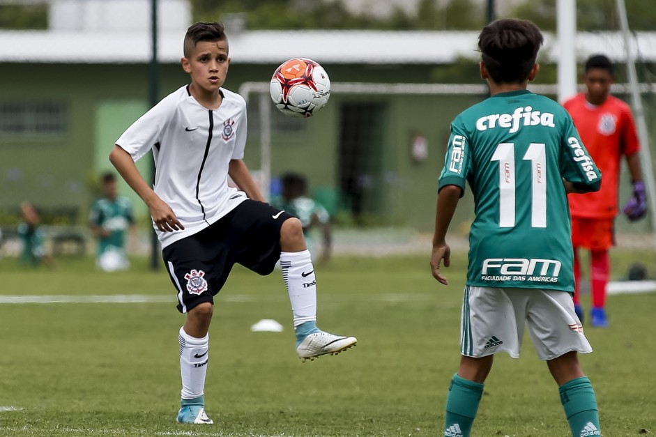 Corinthians e Palmeiras jogaram na categoria sub-11