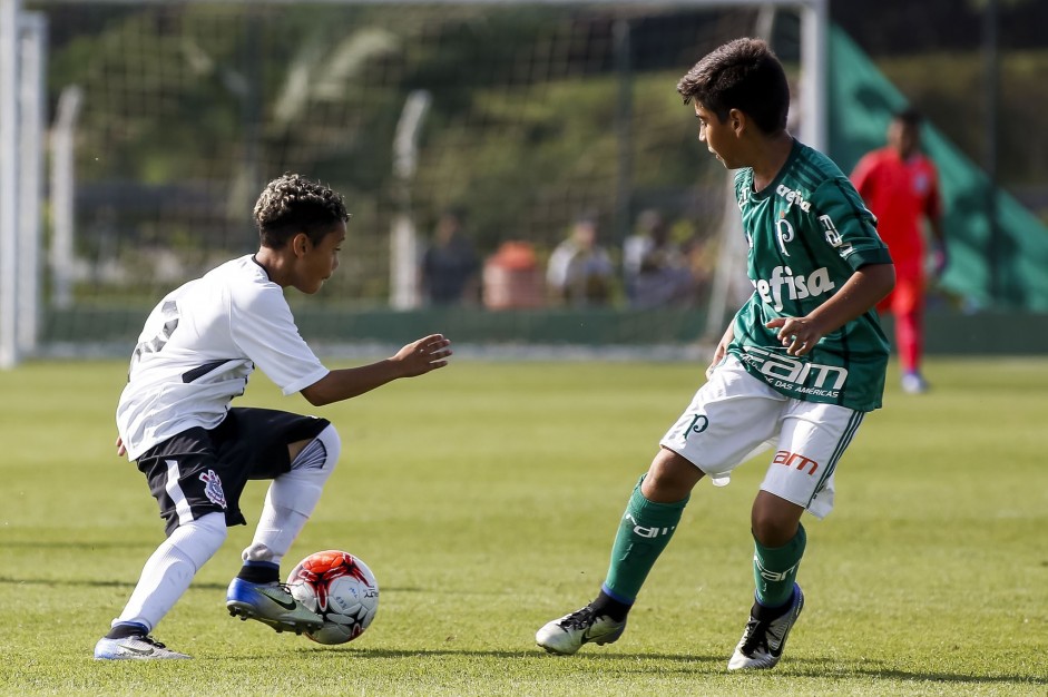 Corinthians e Palmeiras jogaram na categoria sub-11
