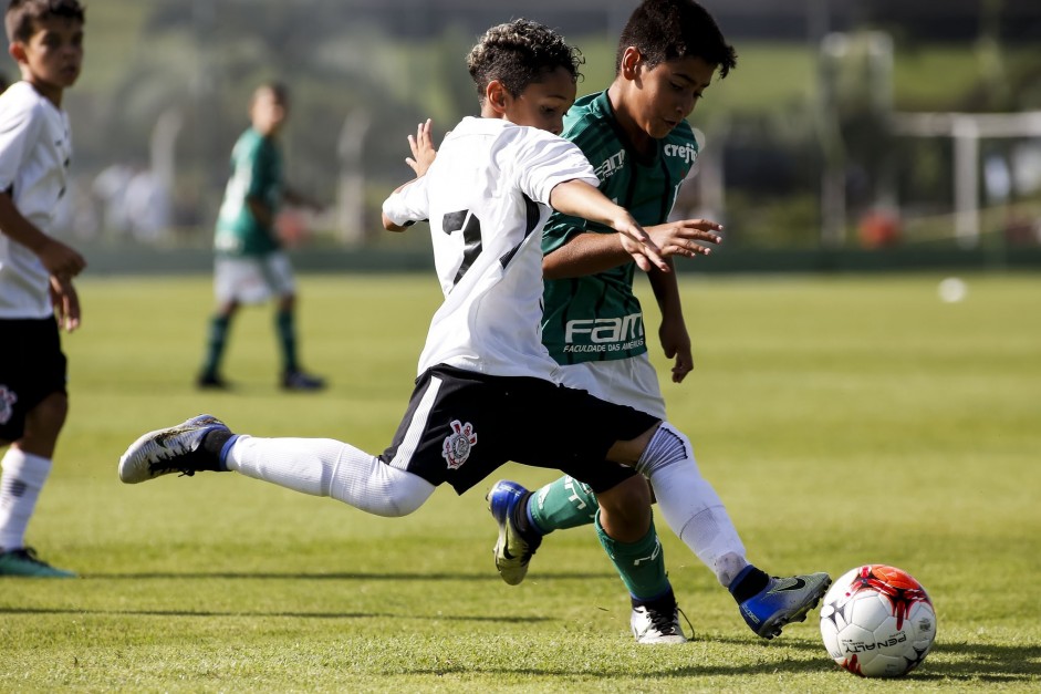 Corinthians e Palmeiras jogaram na categoria sub-11