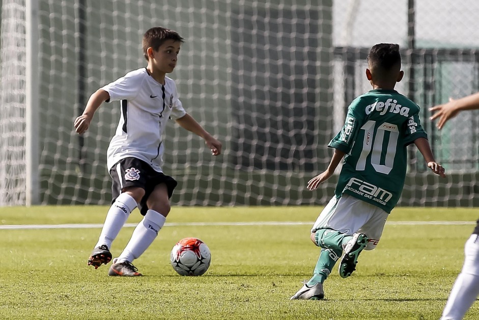 Corinthians e Palmeiras jogaram na categoria sub-11