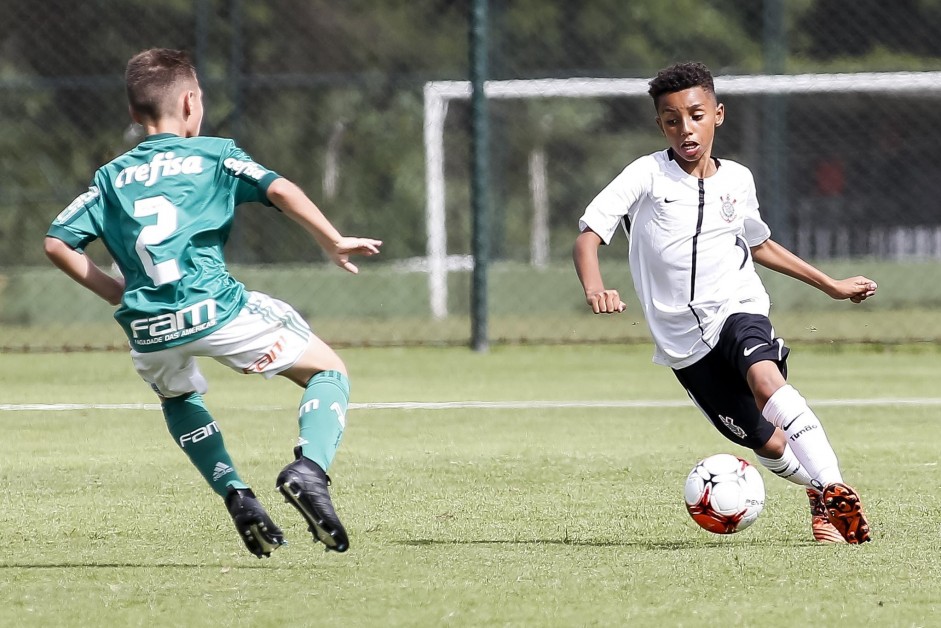 Corinthians e Palmeiras jogaram na categoria sub-11