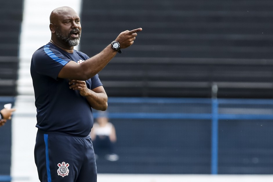 Corinthians enfrenta o So Paulo pelo campeonato paulista sub-13