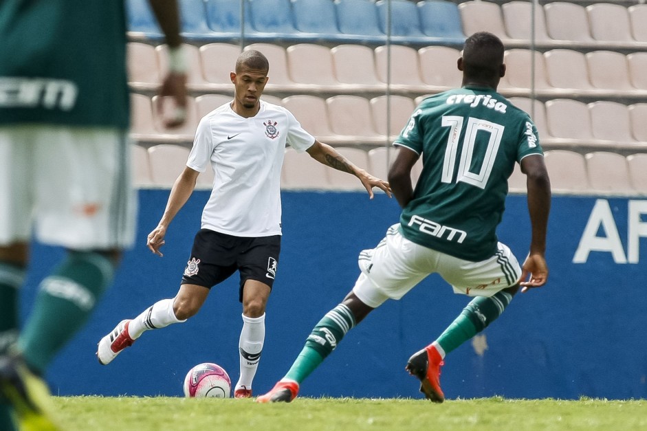 Joo Victor na final do Paulista Sub-20, contra o Palmeiras