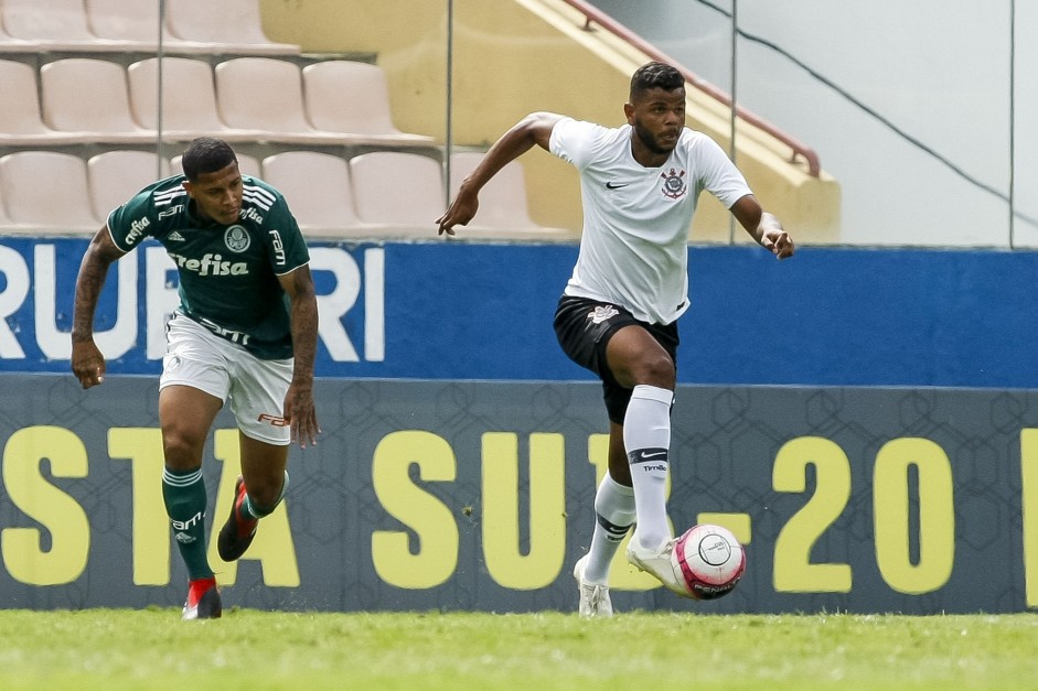 Nathan durante a final do Paulista Sub-20, no Dérbi contra o Palmeiras