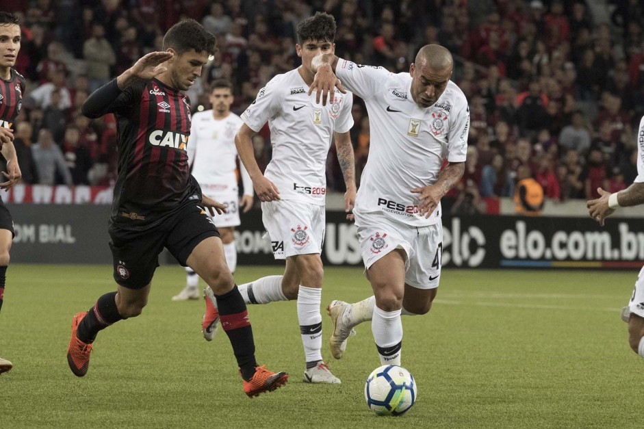 Emerson Sheik durante o jogo contra o Atlético-PR