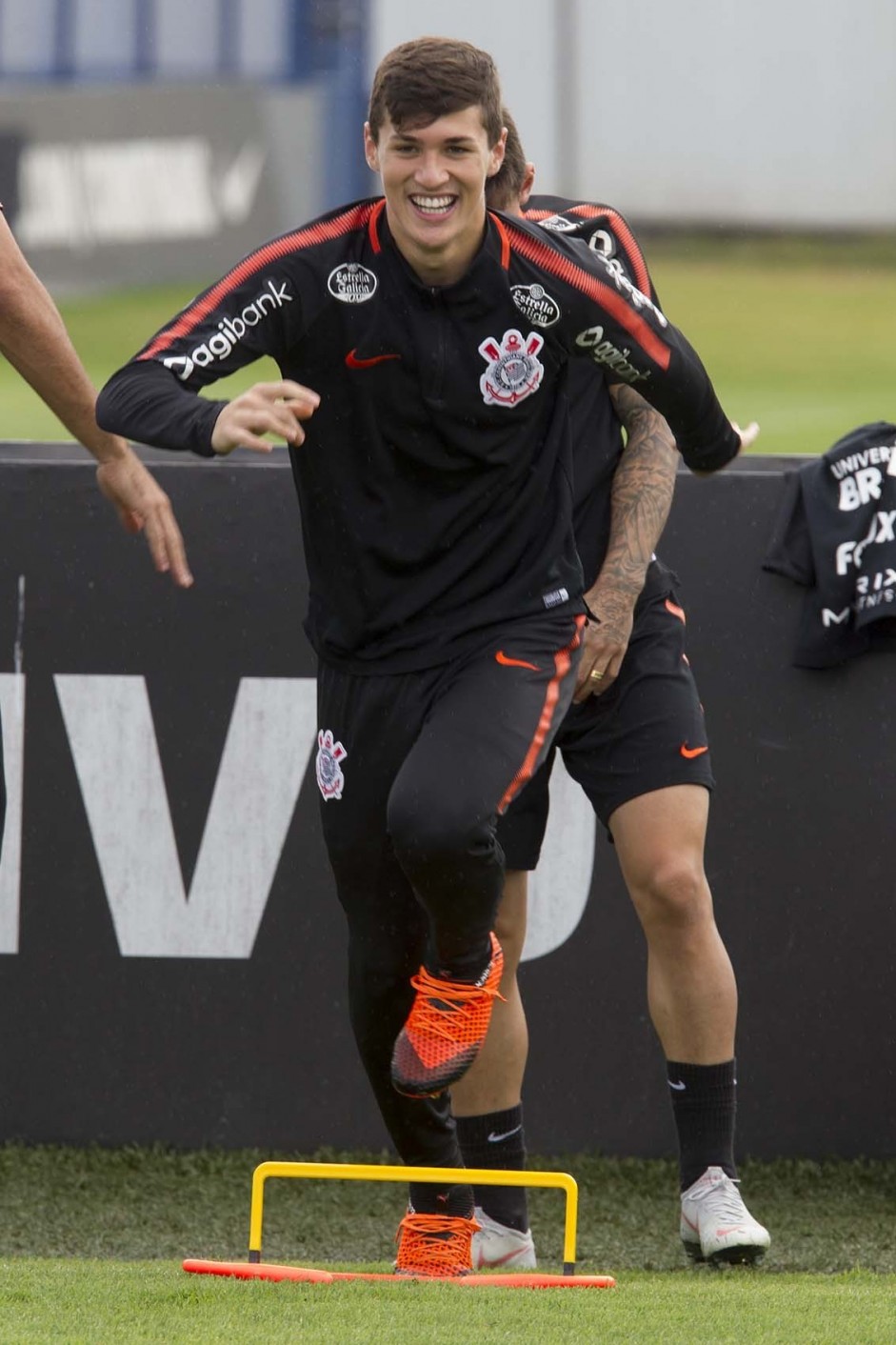 Matheus Vital durante o último treino antes do jogo contra a Chapecoense