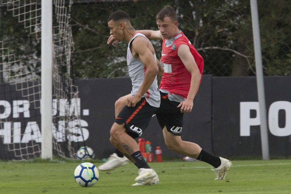 Rafael Bilu e Carlos Augusto no treino de hoje no CT