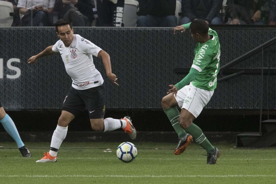 Jadson durante jogo contra a Chapecoense, o último na Arena Corinthians nesta temporada