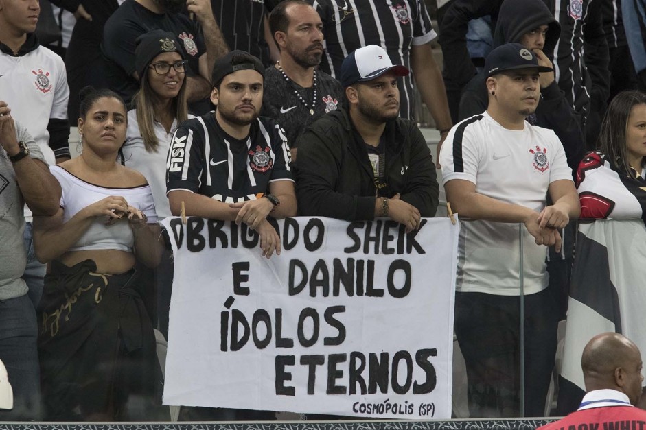 Torcida levou bom público à Arena Corinthians, no último jogo da equipe no ano