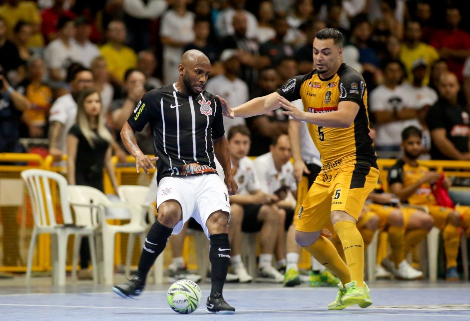 Henrique tambm foi uma das estrelas na goleada contra o Sorocaba, pela Liga Paulista de Futsal