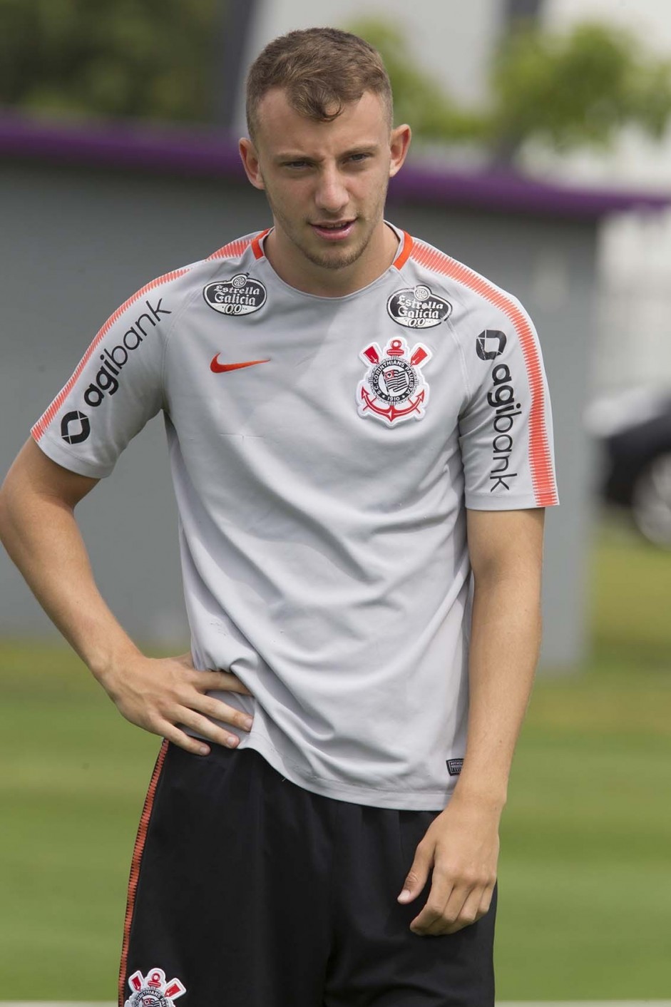Carlos Augusto durante o ltimo treino do Corinthians no ano de 2018