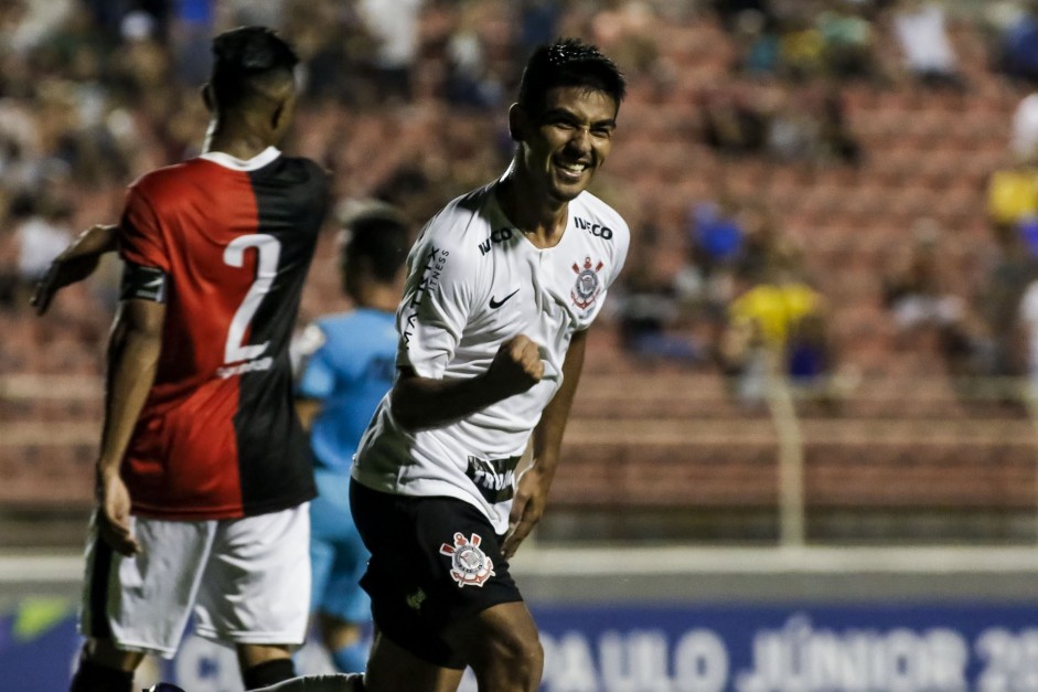 Corinthians vence o Capital-TO na estreia da Copa So Paulo de Futebol Jr