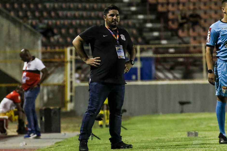 Corinthians vence o Capital-TO na estreia da Copa So Paulo de Futebol Jr