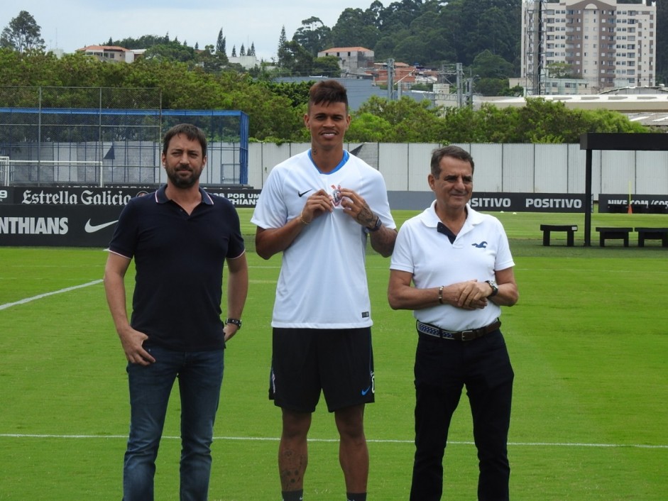 Duílio apresentado volante Richard