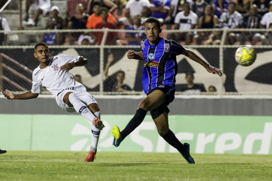 Gustavo marcou gol contra o Porto, pela Copinha 2019