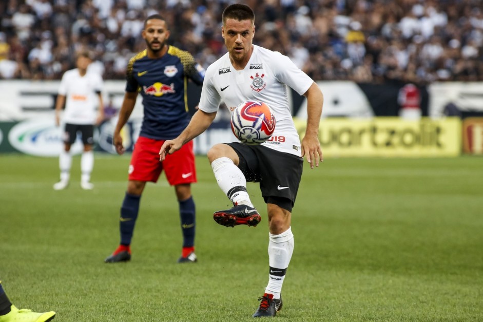 Ramiro em jogo contra o Red Bull Brasil, pelo Campeonato Paulista 2019