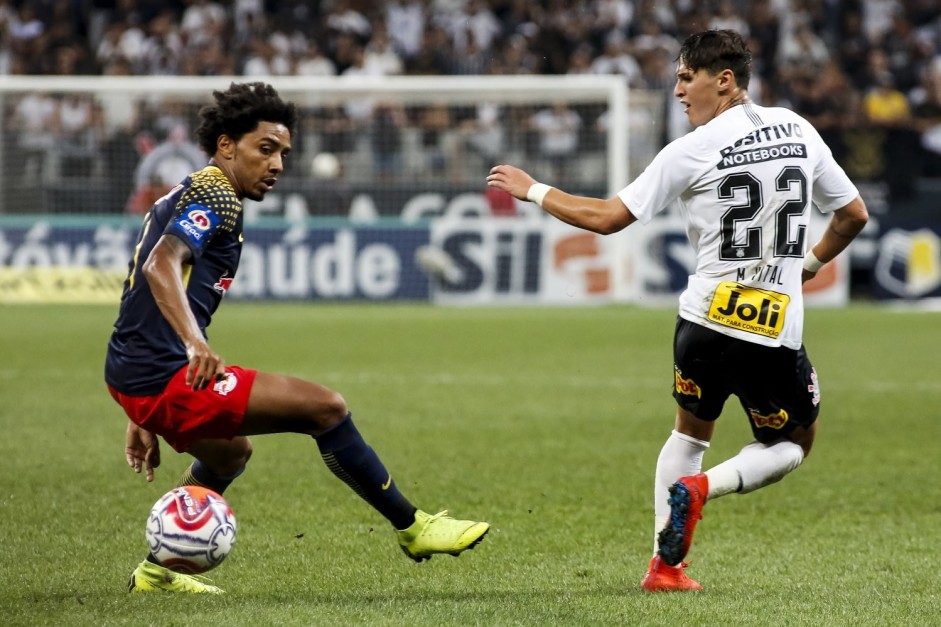 Vital em jogada contra o RB Brasil, pelo Campeonato Paulista, na Arena Corinthians