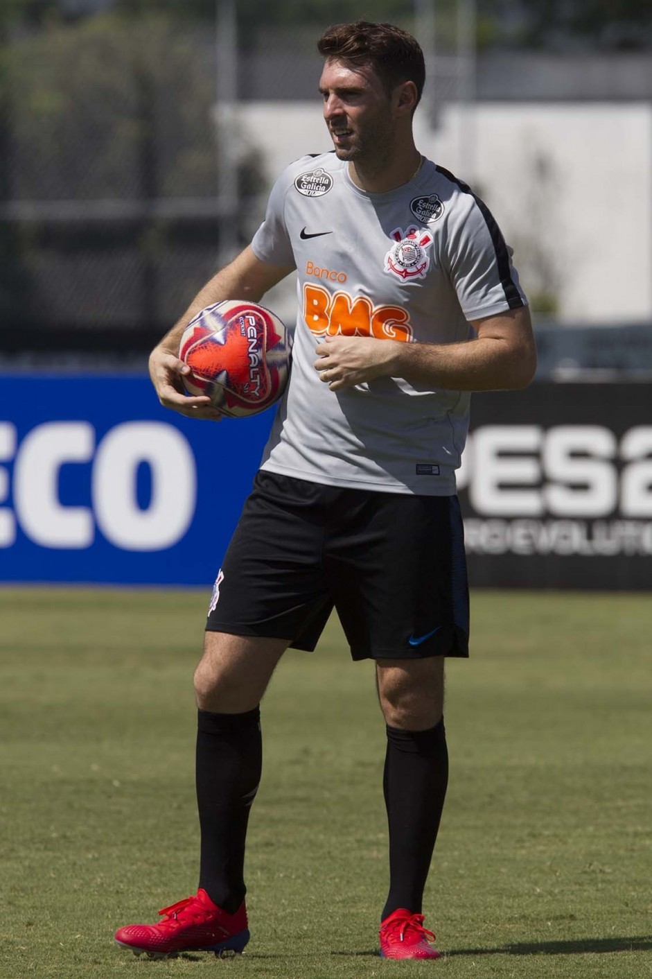 Mauro Boselli treina para o jogo contra o Palmeiras, pelo Paulisto 2019