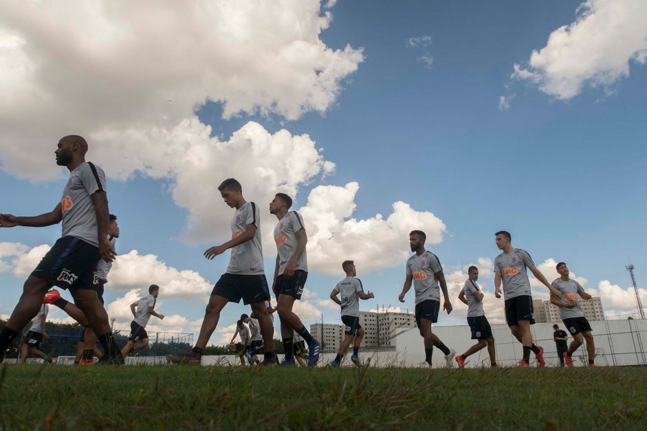 Corinthians entra em campo neste domingo contra o Botafogo-SP pelo Paulisto