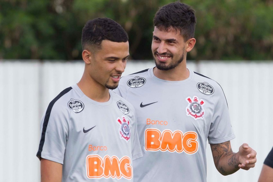 Thiaguinho e Pedro Henrique no ltimo treino antes do jogo contra o Avenida, pela Copa do Brasil