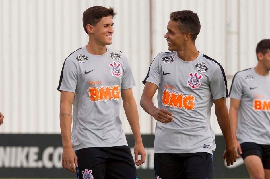 Vital e Pedrinho no ltimo treino antes do jogo contra o Avenida, pela Copa do Brasil