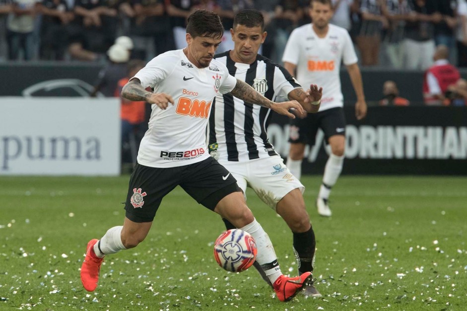 Lateral Fagner durante jogo contra o Santos, pelo Campeonato Paulista 2019