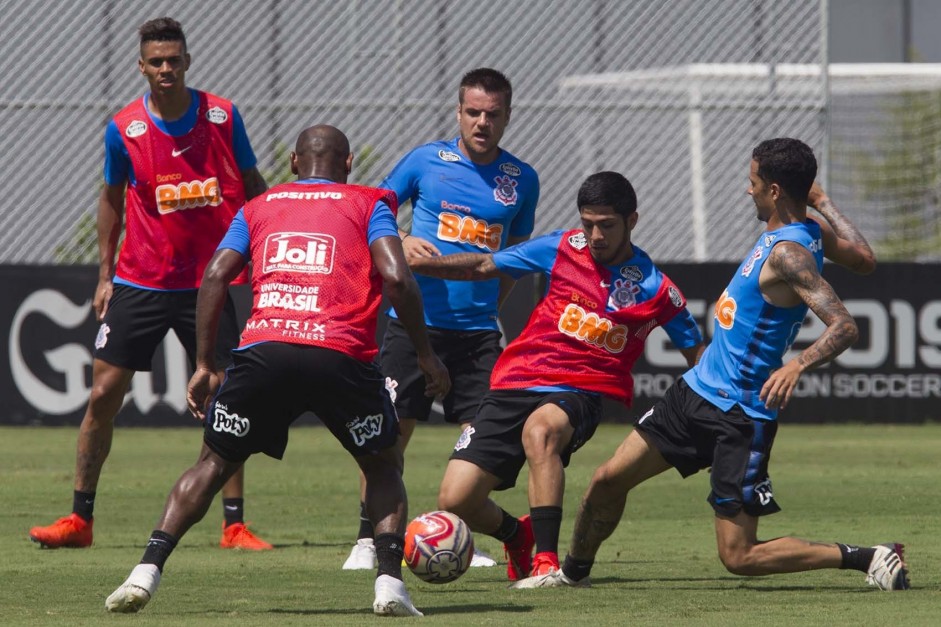 Timo faz ltimo treino antes de enfrentar o Santos, pelo Campeonato Paulista