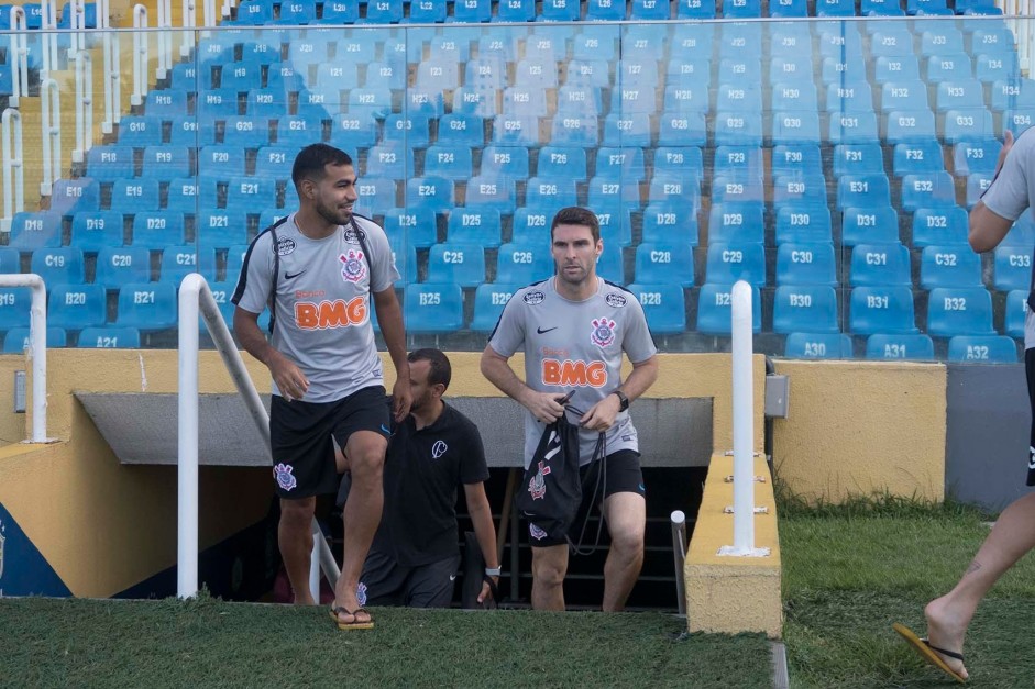 Sornoza e Mauro Boselli no treino em Fortaleza, para duelo contra o Cear