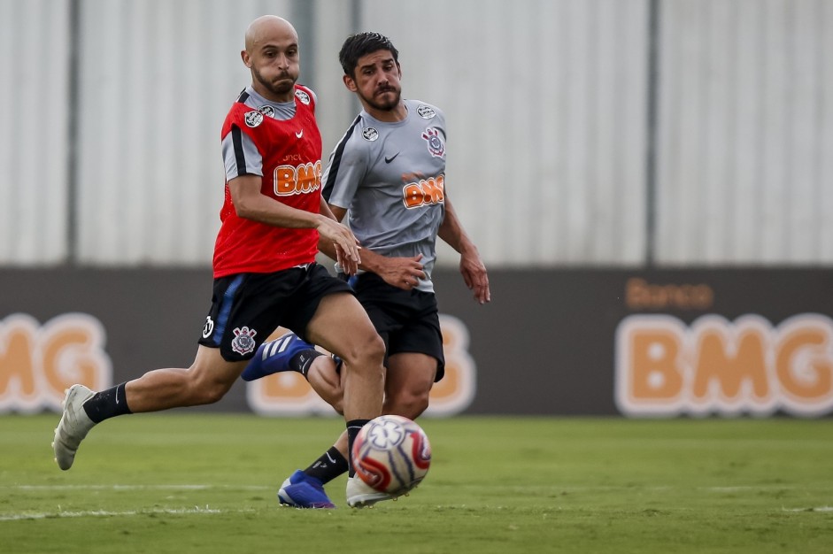 Dupla não tem prazo para ganhar primeiras oportunidades com Carille Dupla não tem prazo para ganhar primeiras oportunidades com Carille